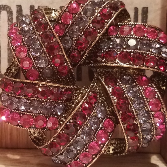 Vintage Monet Crystal Ribbon Bow Brooch - Picture 3 of 4